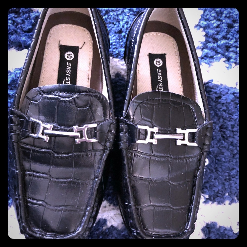Dress shoes
